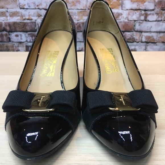 Ferragamo patent pumps - Picture 12 of 15